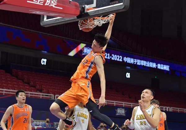 CBA常规赛倒计时，斯图加特国际比赛日复出首秀，细节引发关注，话题不断，数据趋势出现新变化的简单介绍